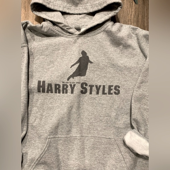 Harry Styles Sweatshirt - Picture 2 of 3